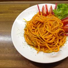 Butternut "pasta" with persimon - grapefruit - sauce