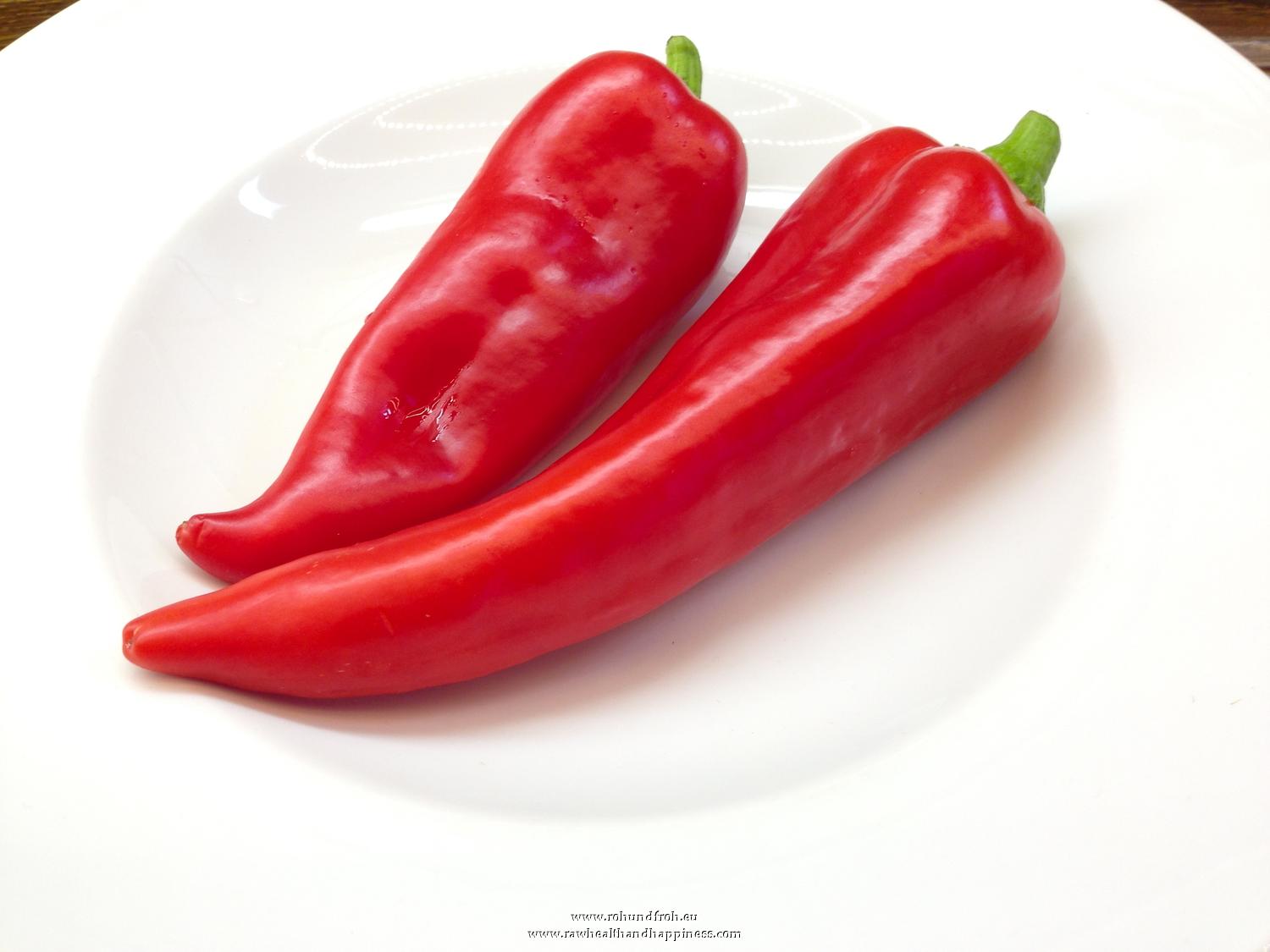 Sweet red pepper Health Veggies - and Happiness Raw and Fruits 